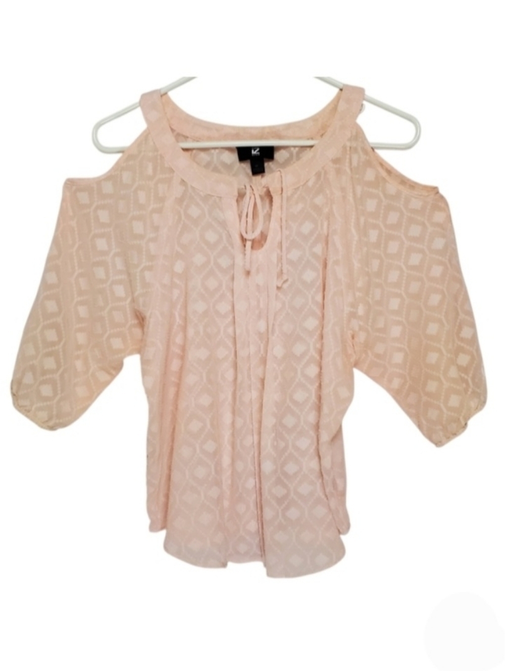 2457 * Iz Byer Cold Shoulder Blouse Pink Diamond Textured Size M